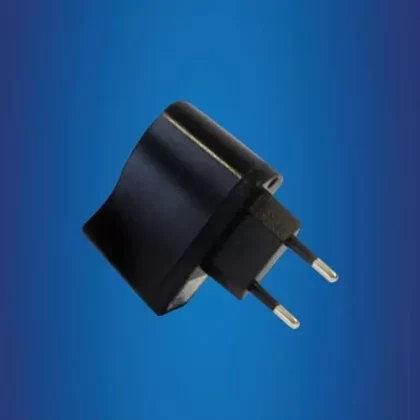 Zasilacz sieciowy USB UE – akcesorium do e-papierosów