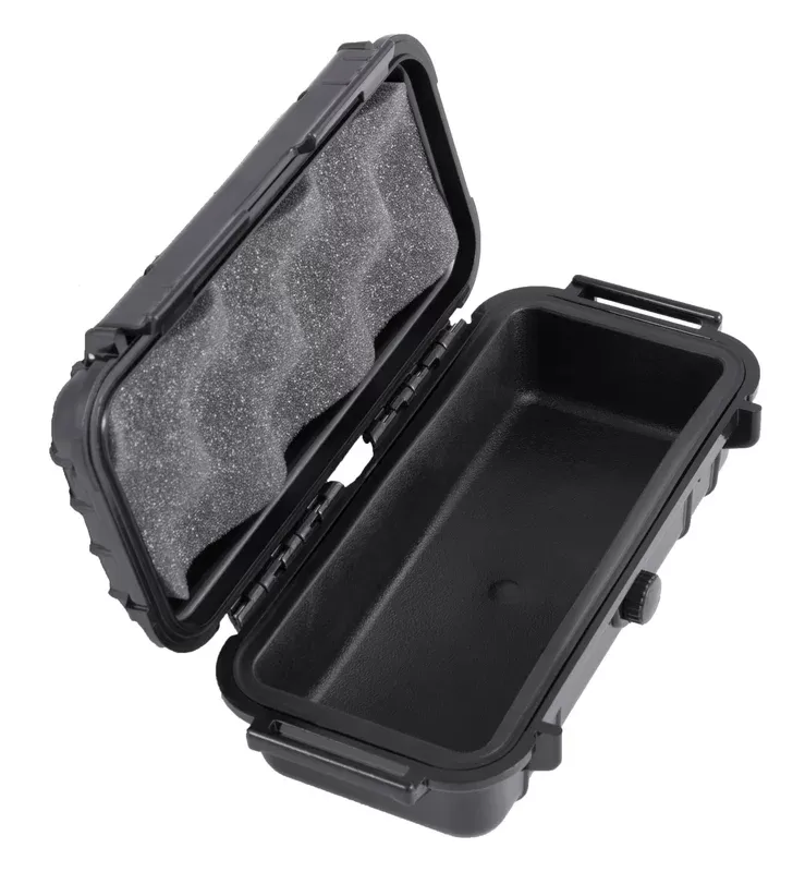 CLOUD/TEN 7.75″ Smell Proof Hard Travel Case with Rubber and Foam
