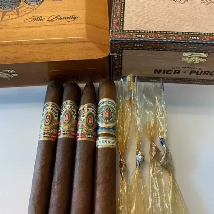 Aged Alec Bradley Sampler