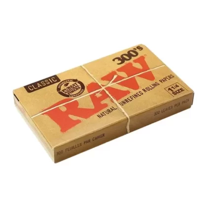 Raw 300’s Classic 1 1/4 Rolling Papers