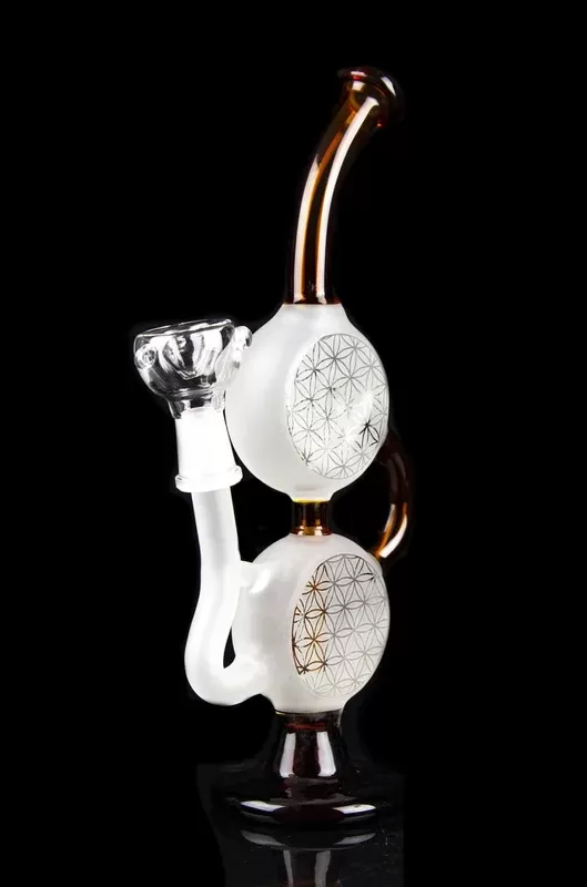 “The Mad Hatter” Dual Discs Water Pipe