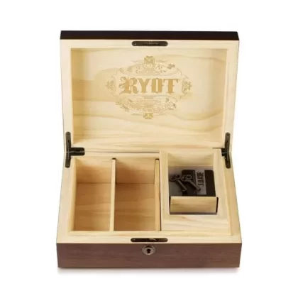 RYOT Humidor Walnut Combo Box (8×11)